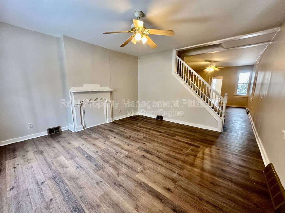 126 Earl St – photo 1