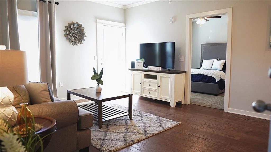 Highland Park Apartments – photo 2