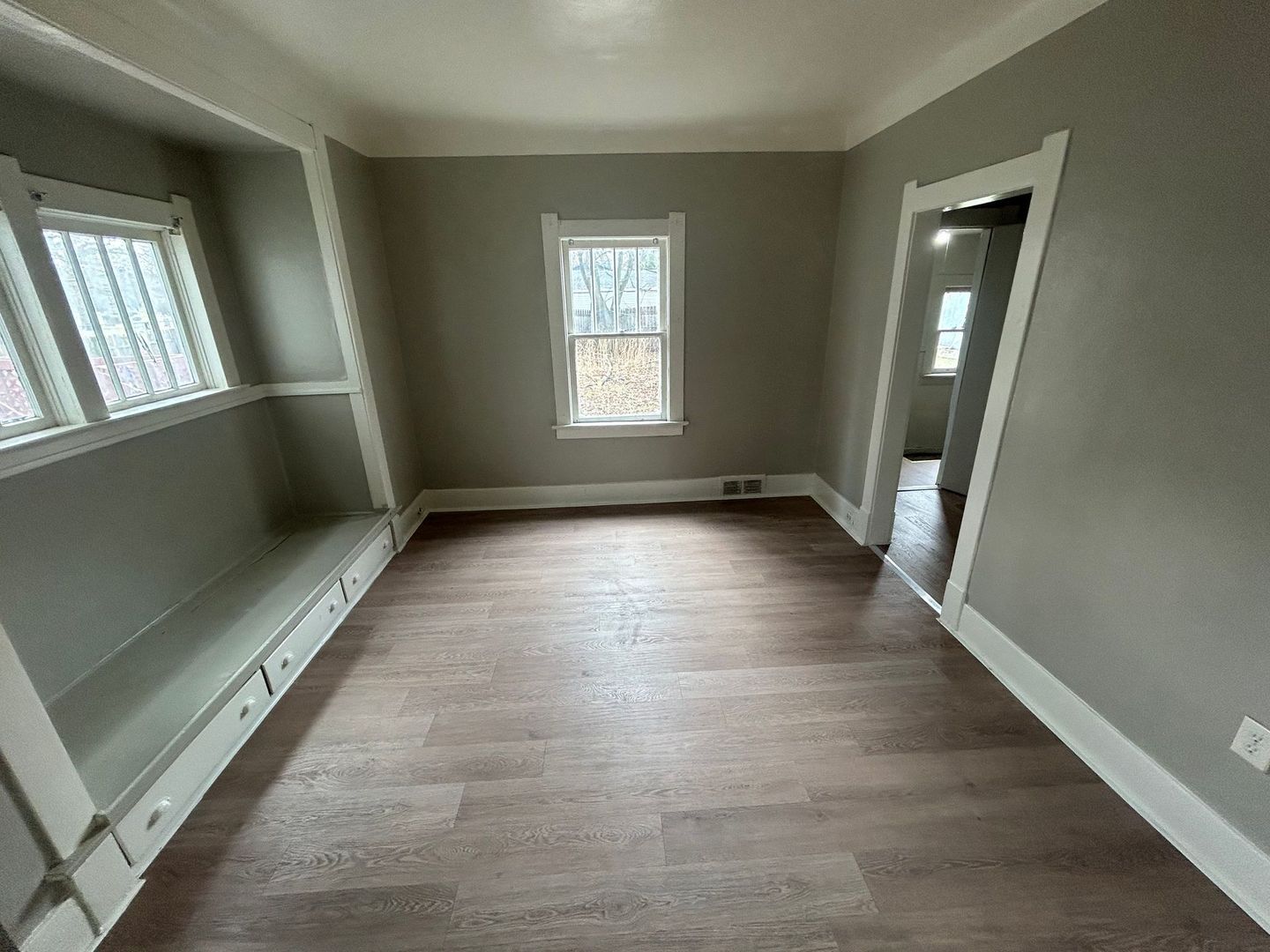 1705 Marlow Rd – photo 3