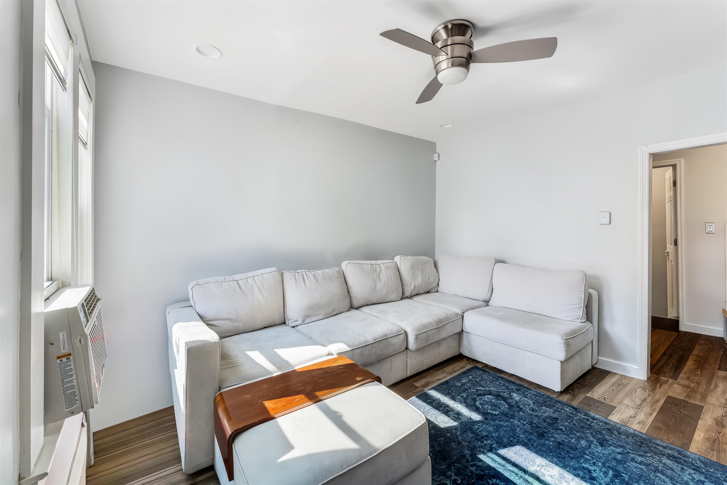 360 Bramhall Ave – photo 5