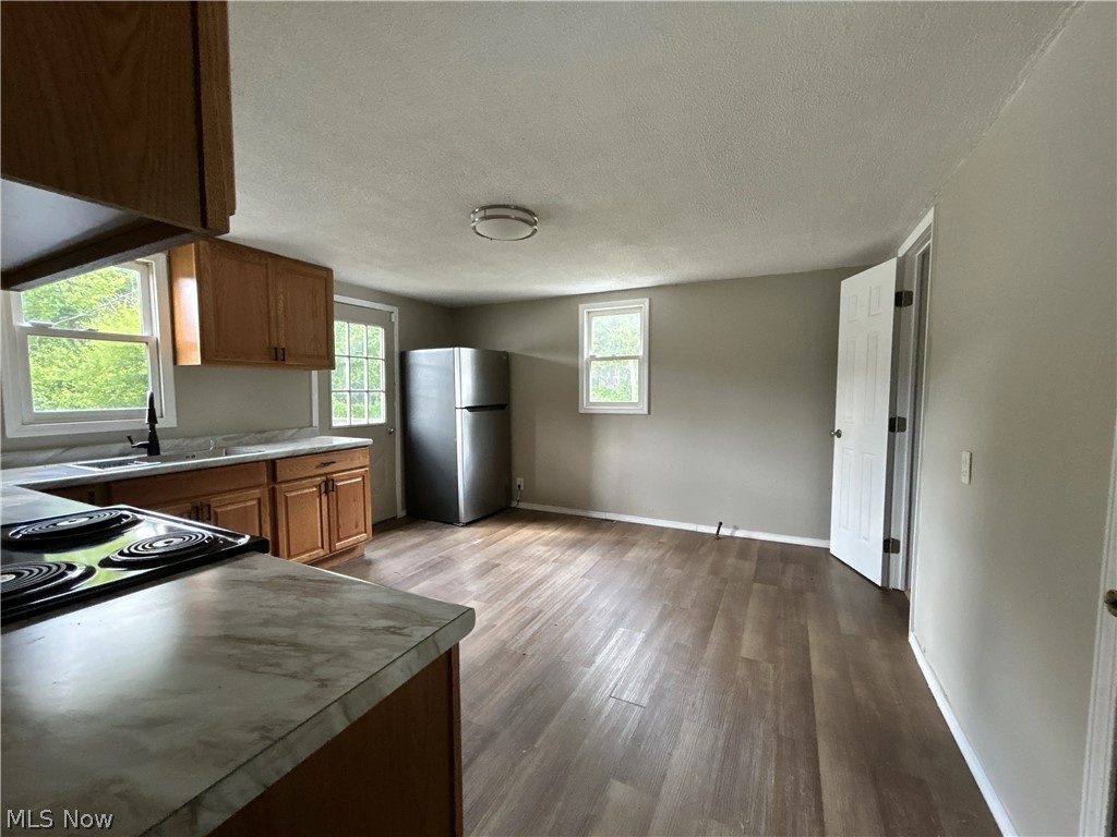 2370 W 23rd St – photo 4