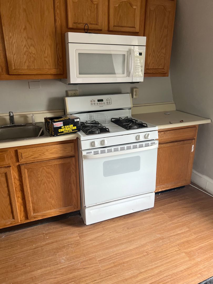 406 Windsor St unit 3 – photo 4