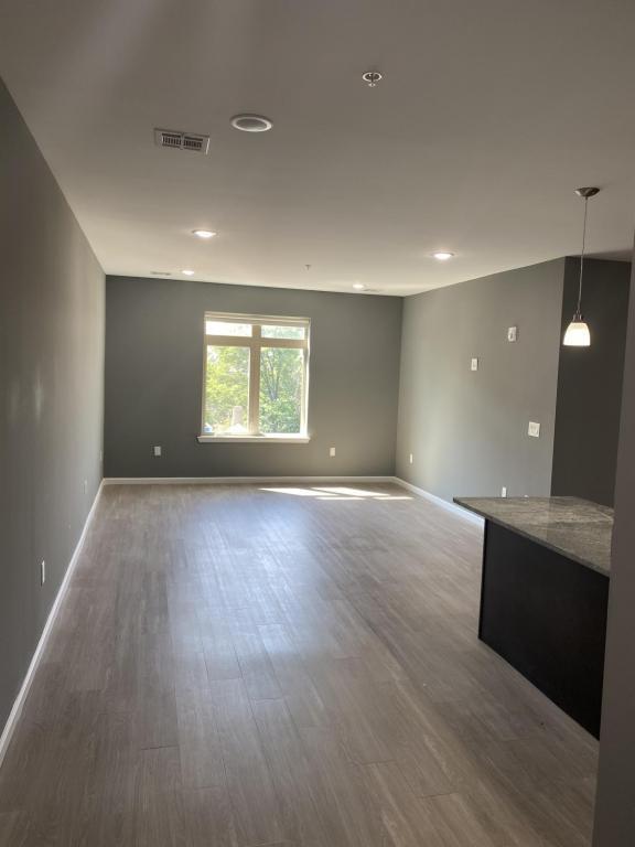 51 N Walnut St unit 403 – photo 1