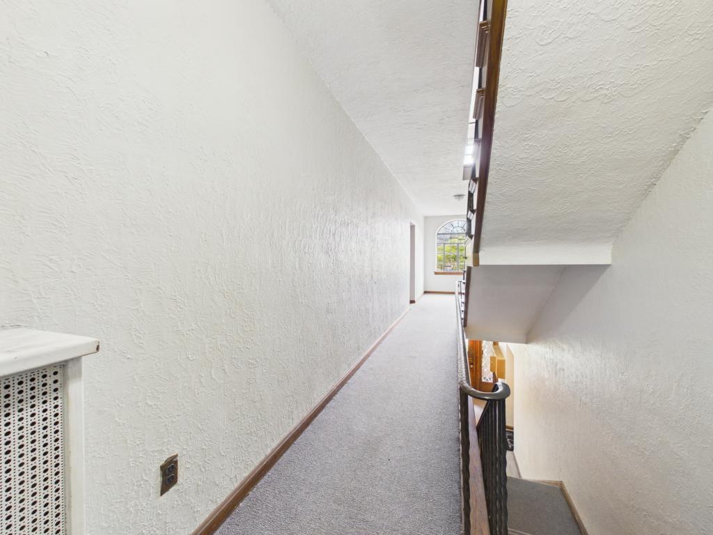 1352 Kenilworth Ave – photo 5