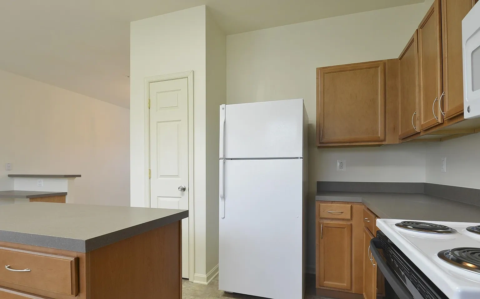 The Pointe at Manorgreen Townhomes – photo 1