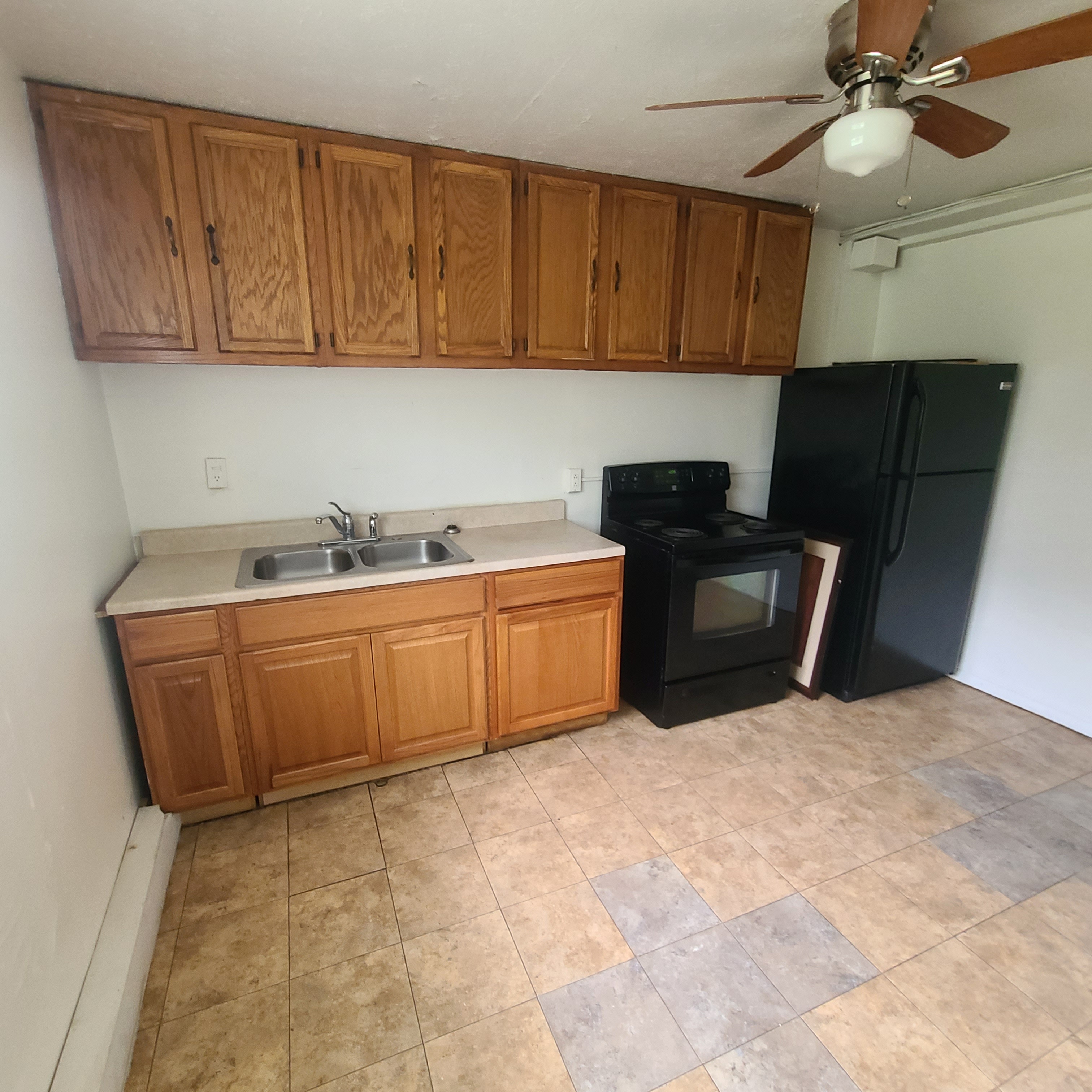 4467 Lee Rd unit 104 – photo 3