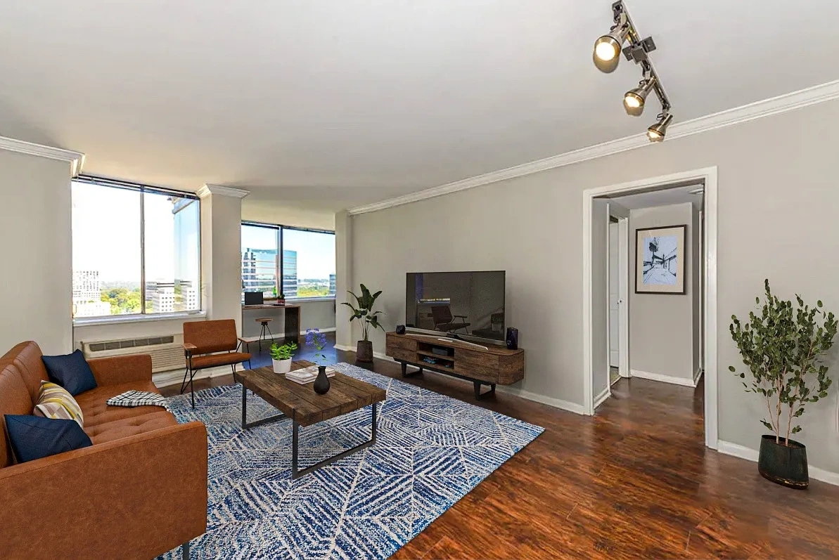 Arts Center Tower Apartments – photo 4