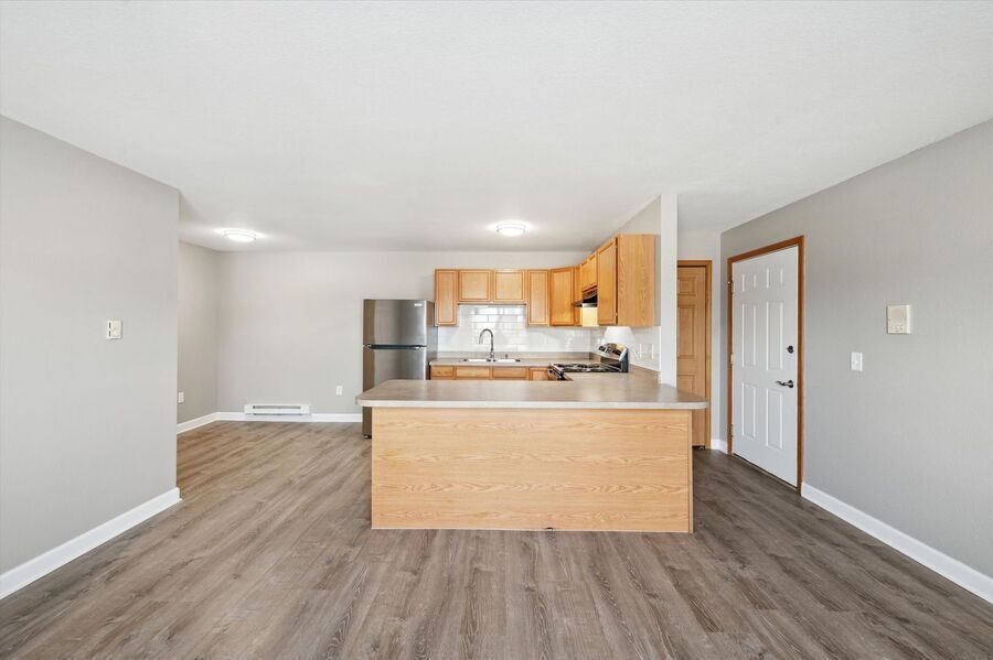 4111 Harvest Ln – photo 2