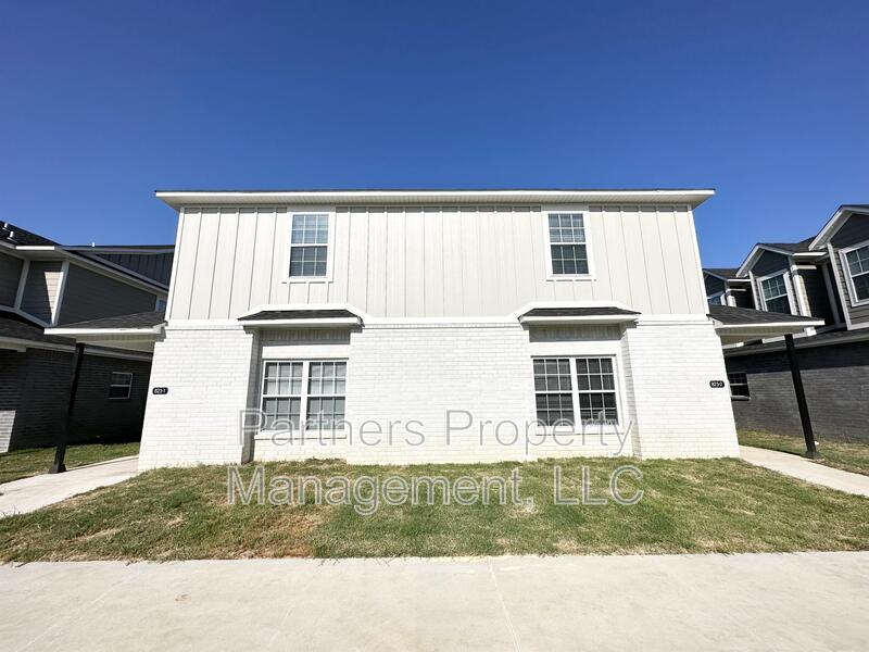 823 S Amarillo Ave unit 2 – photo 1