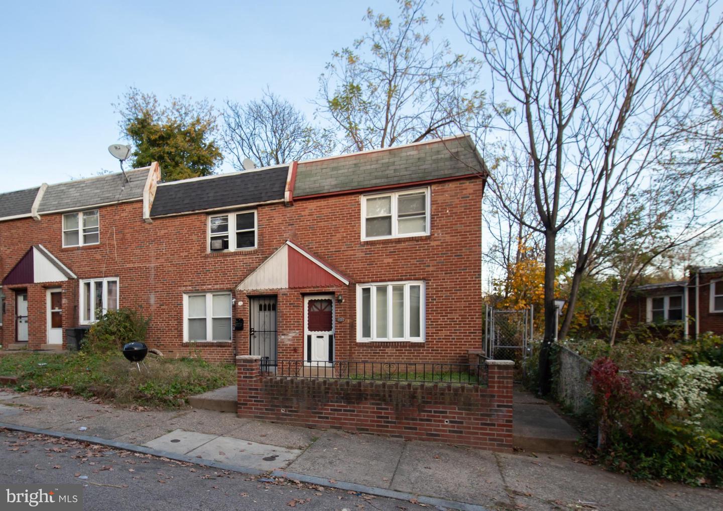 6021 N Norwood St – photo 1