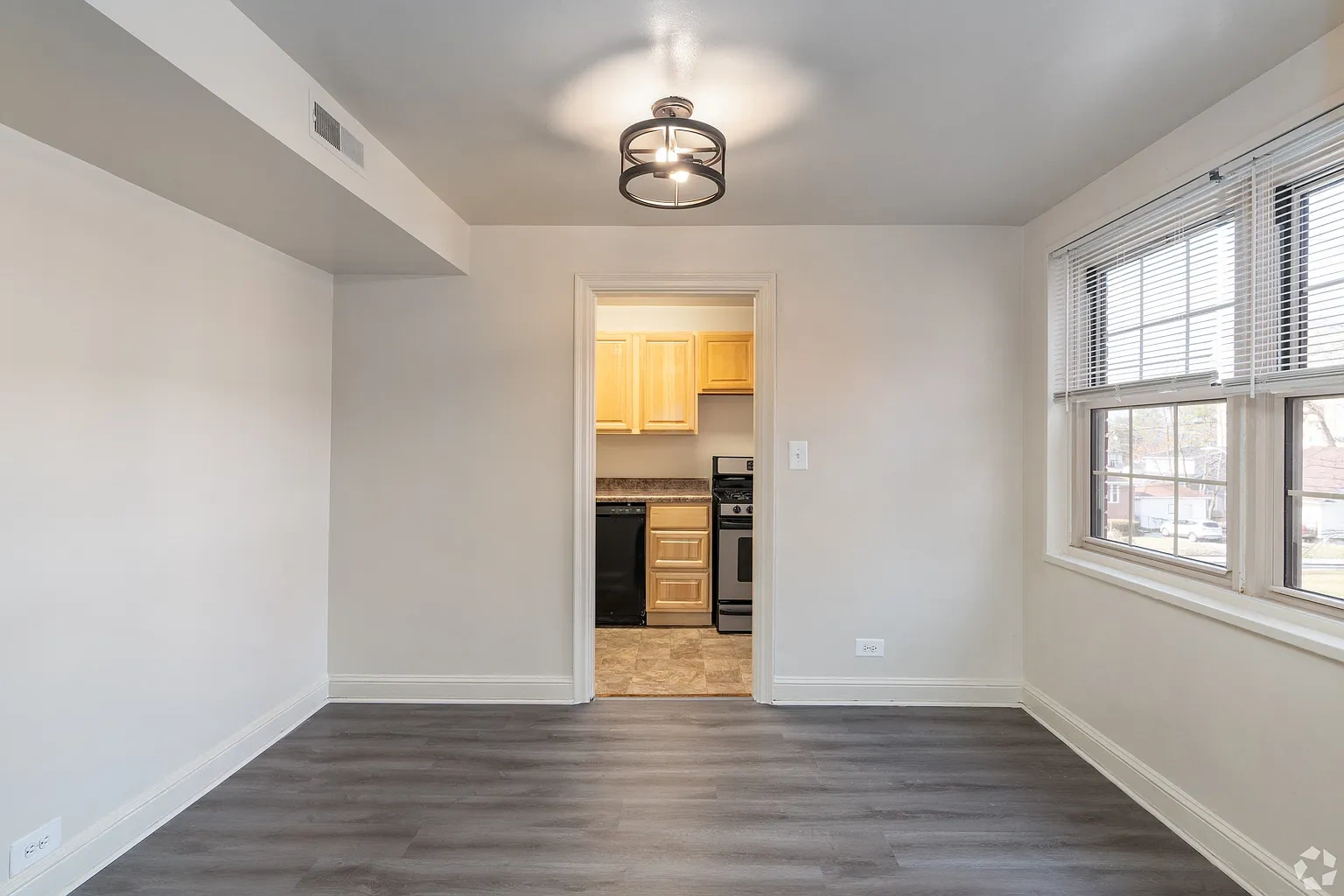 Samester Apartments – photo 3