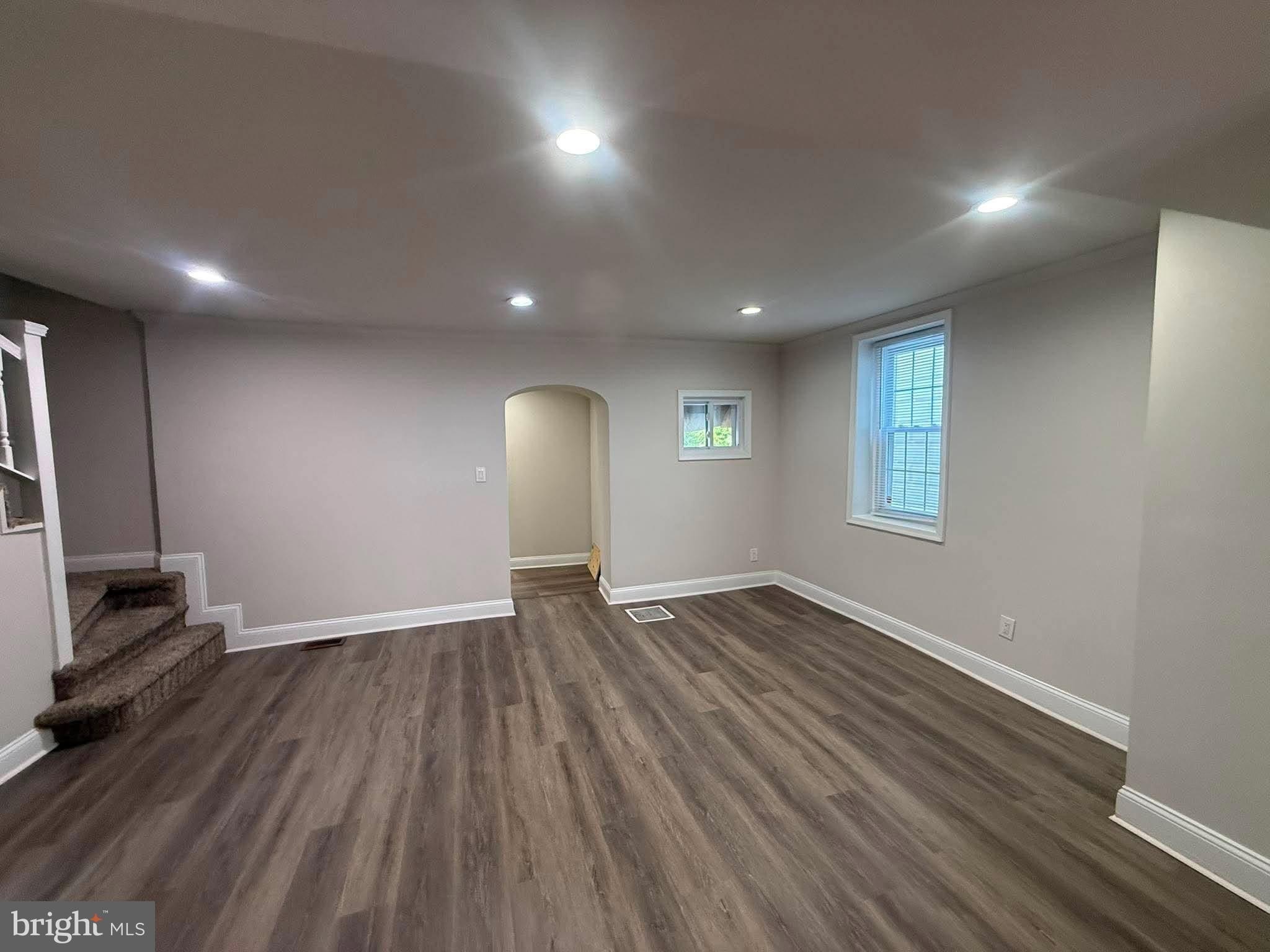 27 Church St – photo 3