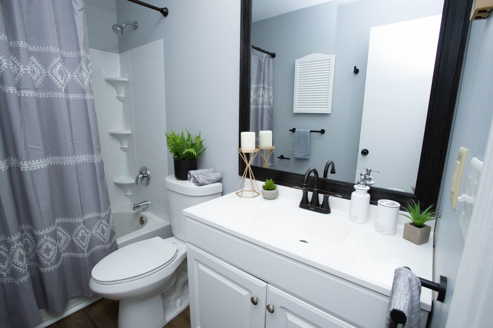 106 Colony Ct unit 106 – photo 3