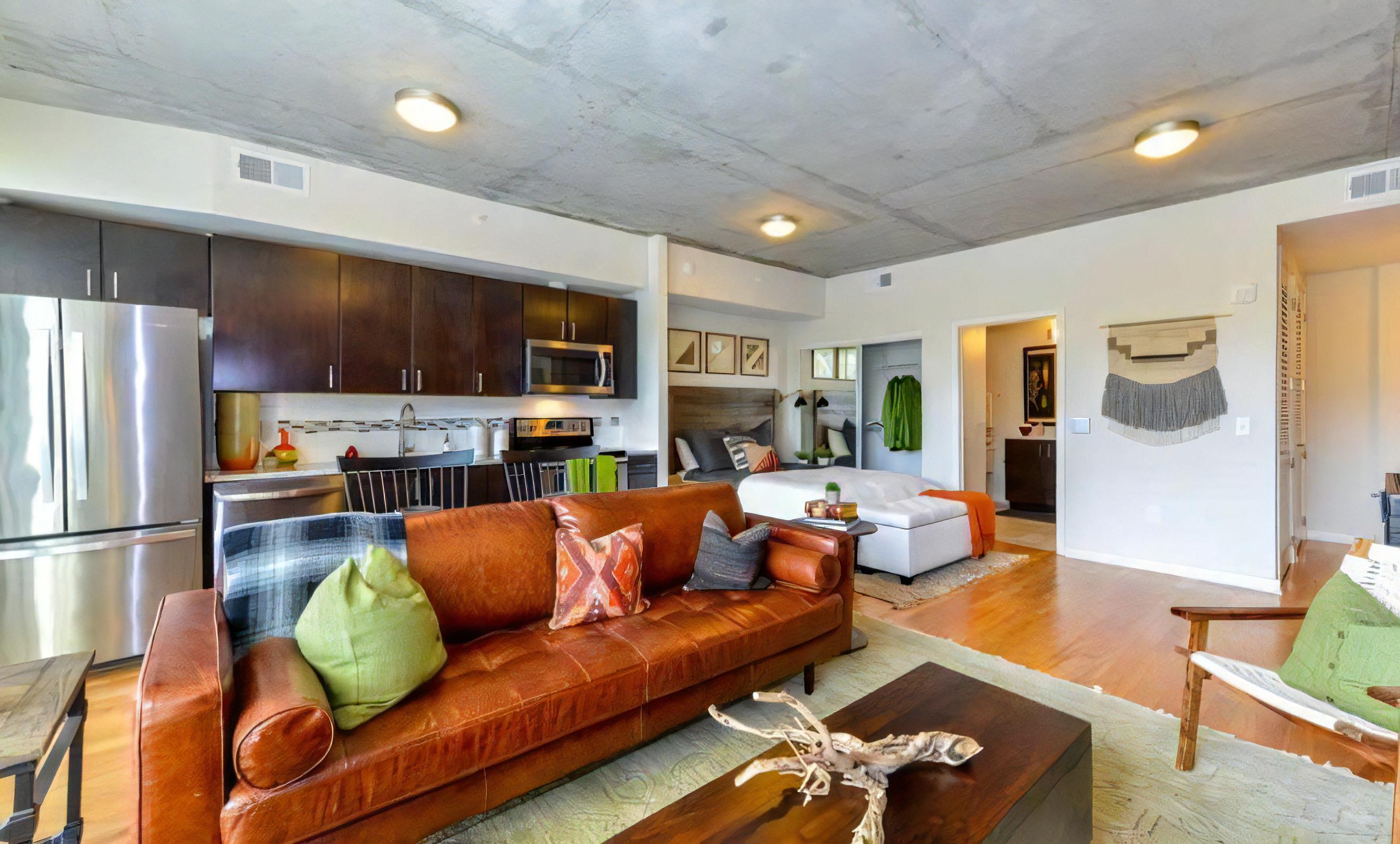 1163 W Peachtree St NW – photo 1