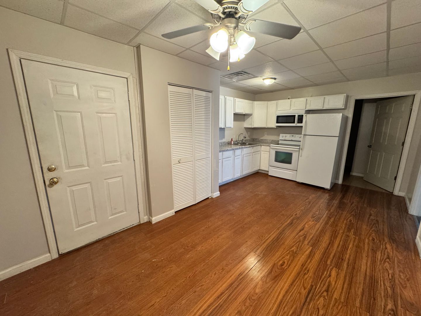2045 3rd Ave unit #9 – photo 4