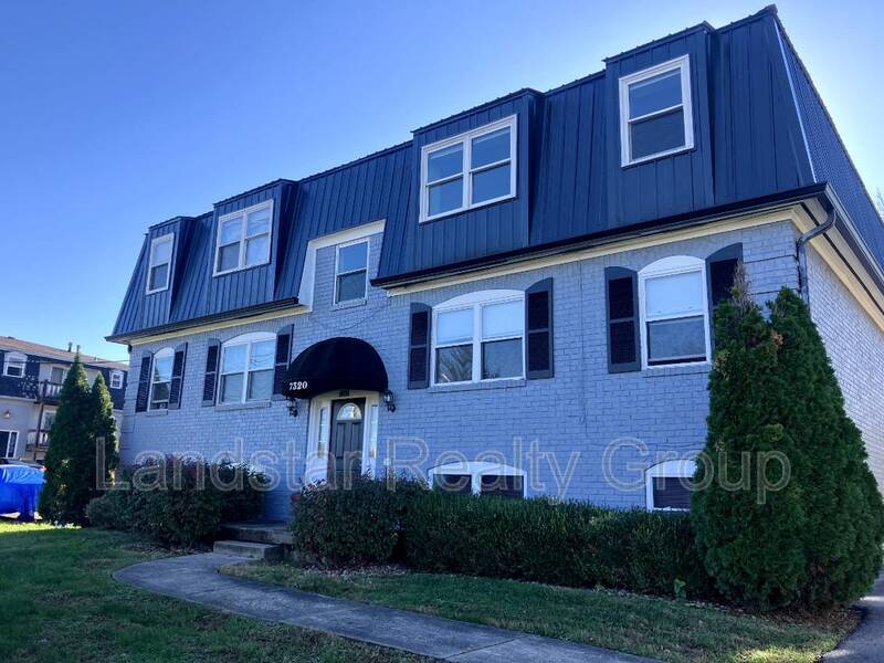 7320 Six Mile Ln unit 2 – photo 1