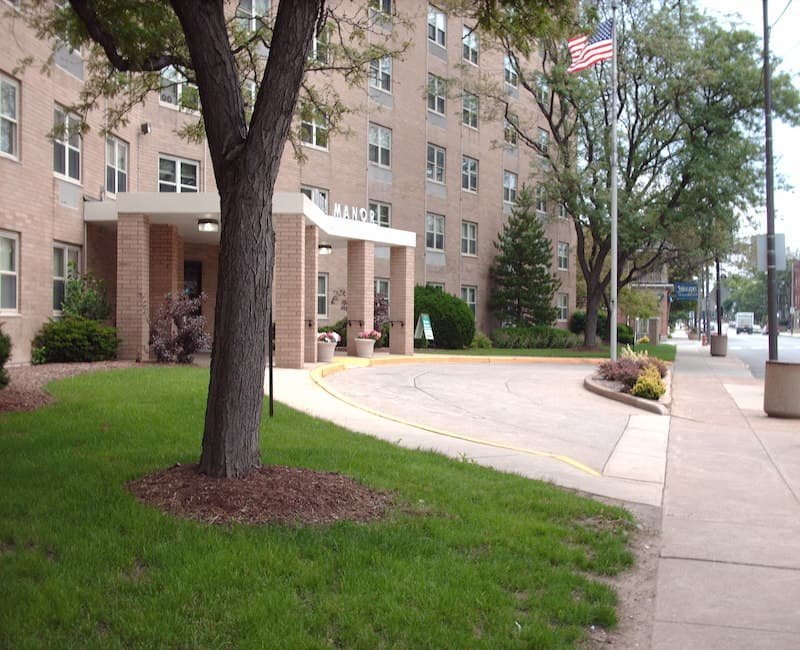 11500 Detroit Ave – photo 4
