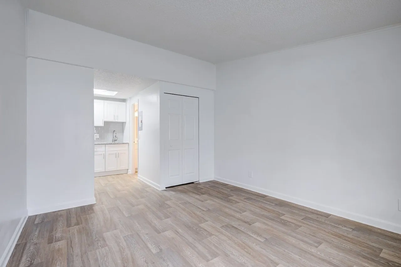 Willowood Apartments – photo 5
