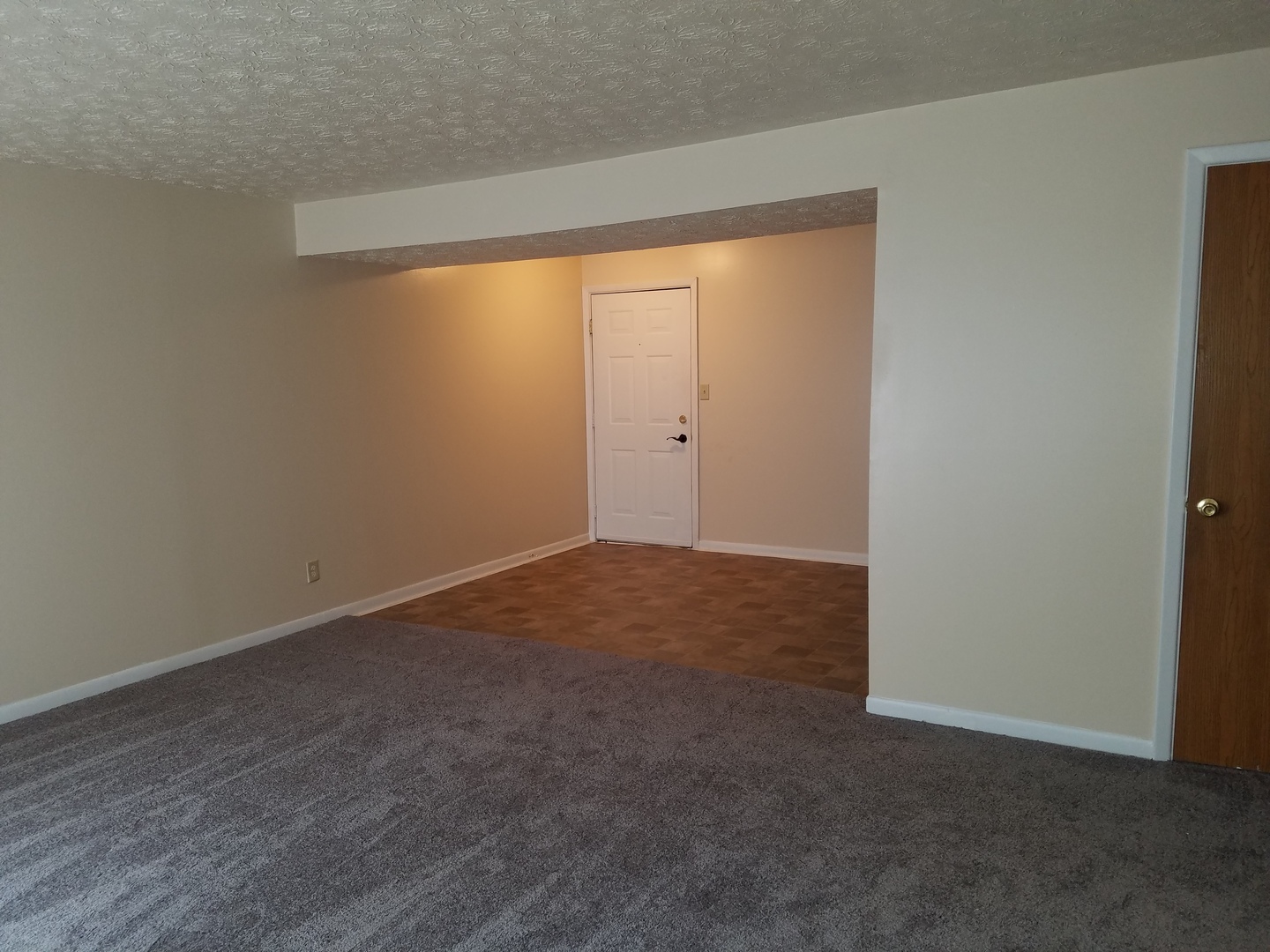 496 Bavarian Dr unit 242 – photo 5