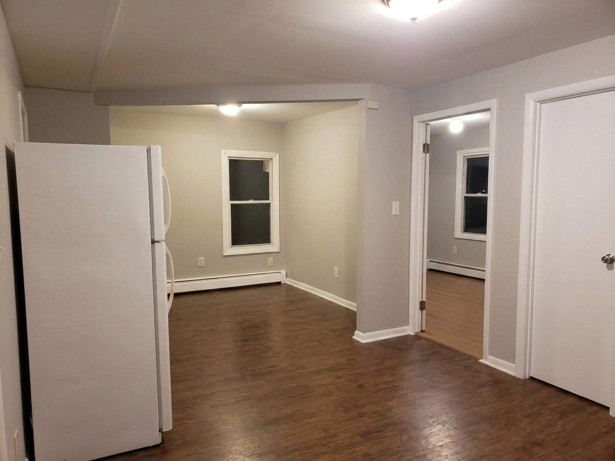 8 Park St unit 2 – photo 2
