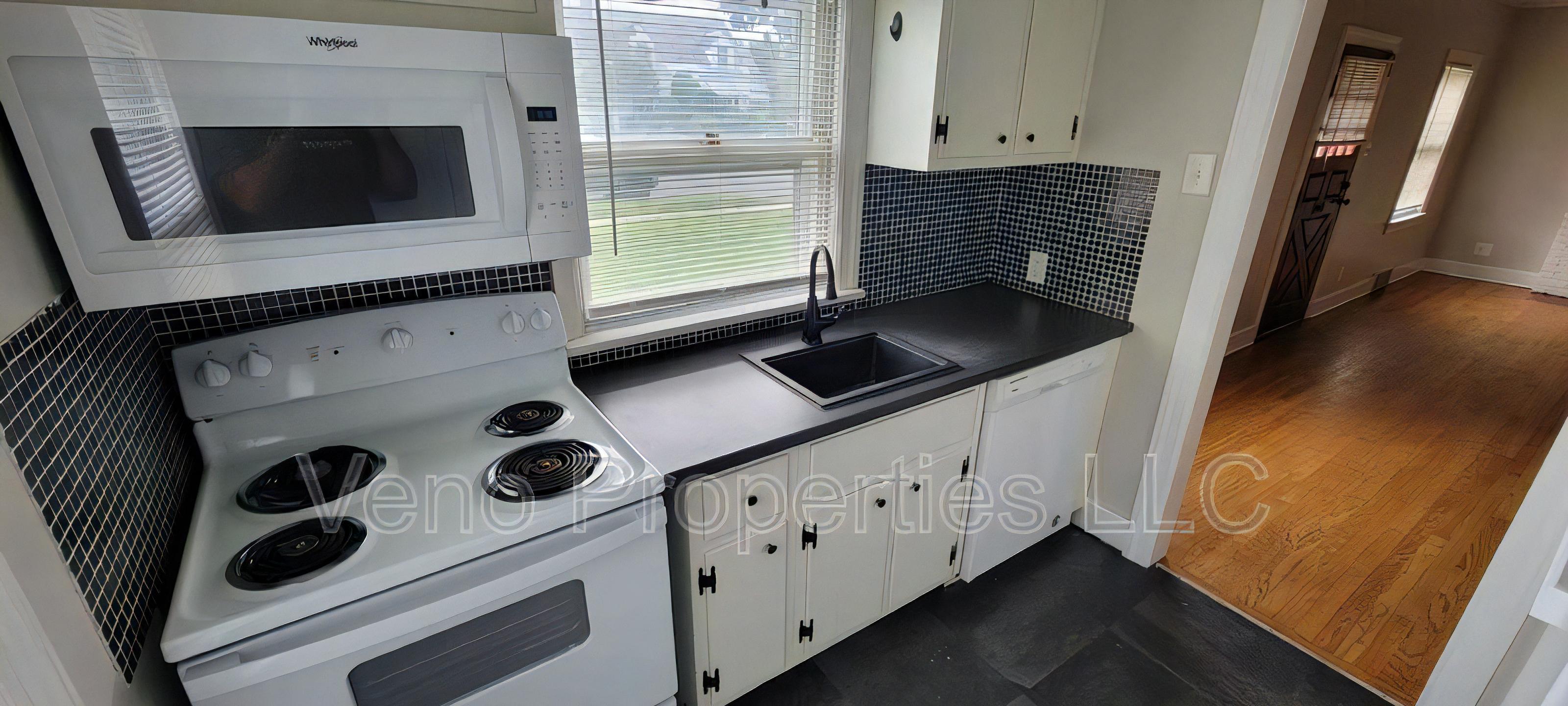 186 Winthrop Ave – photo 2