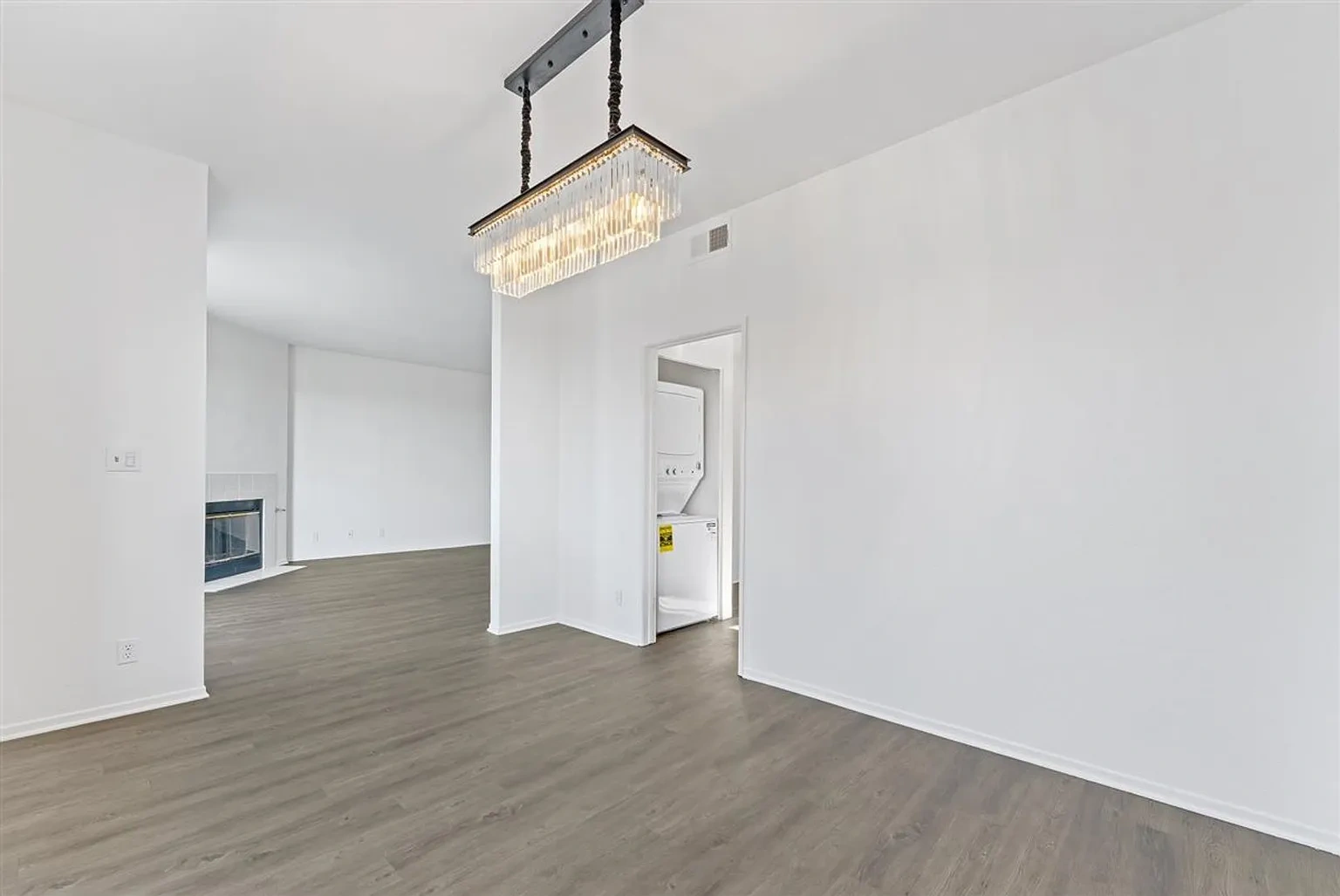 1175 E Ocean Blvd – photo 5