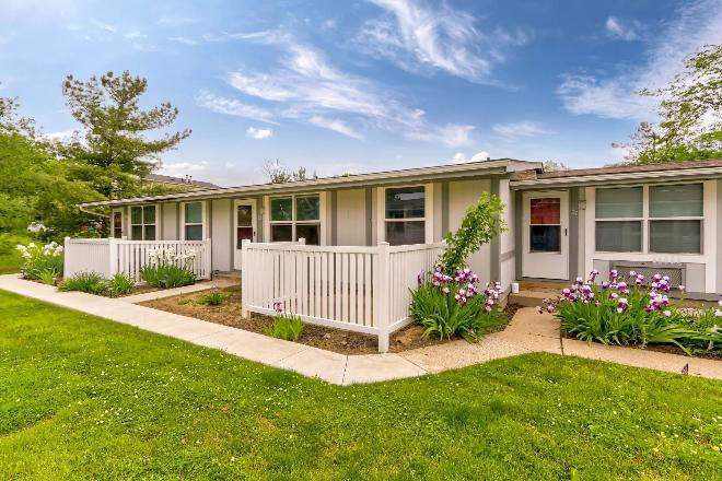 900 Dawn Ct – photo 2