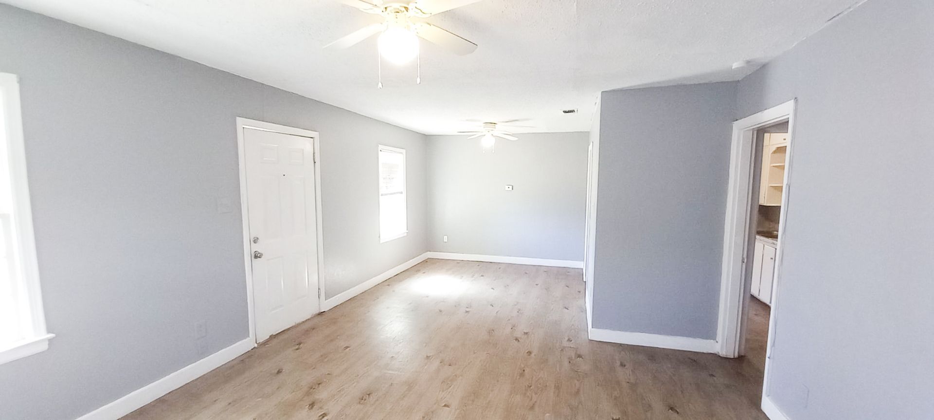 2220 25th St – photo 3
