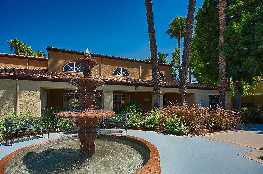 Oasis Townhomes – photo 2