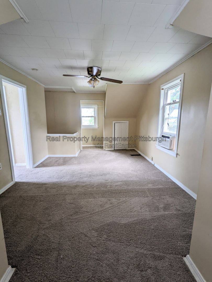 302 W Miller Ave – photo 5