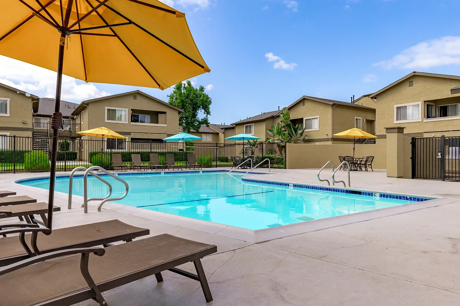 Wintergreen Apartments – photo 1