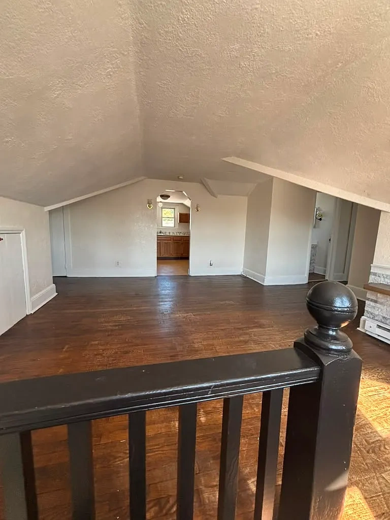 6 Elm St – photo 2