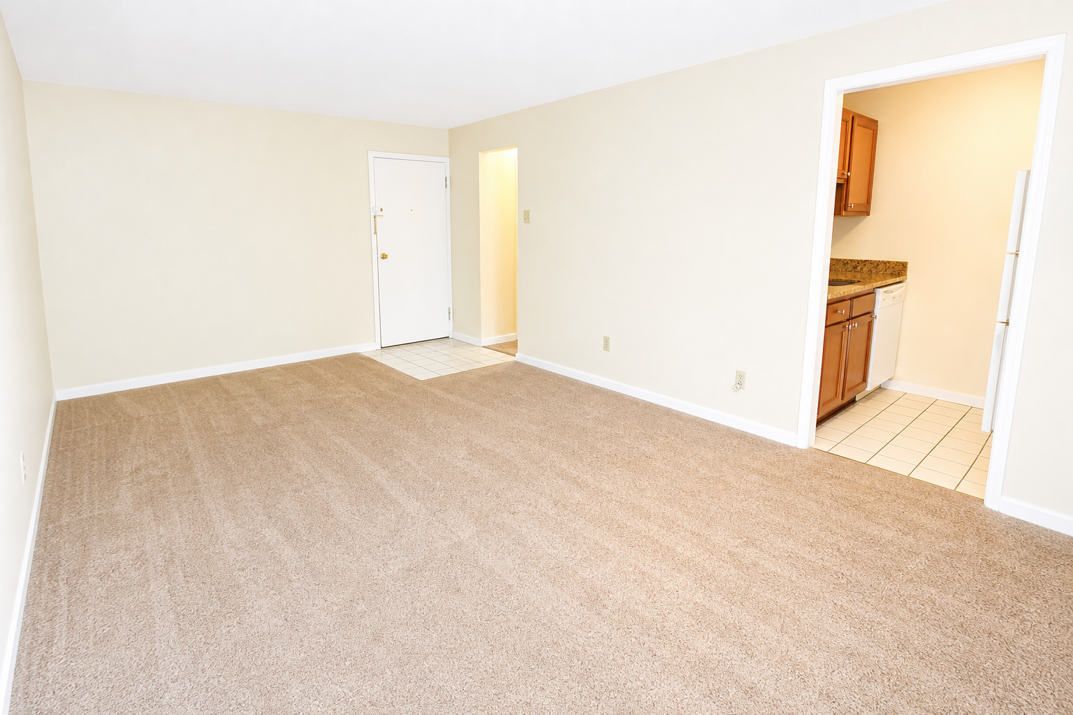 348 S Highland Ave unit C – photo 1
