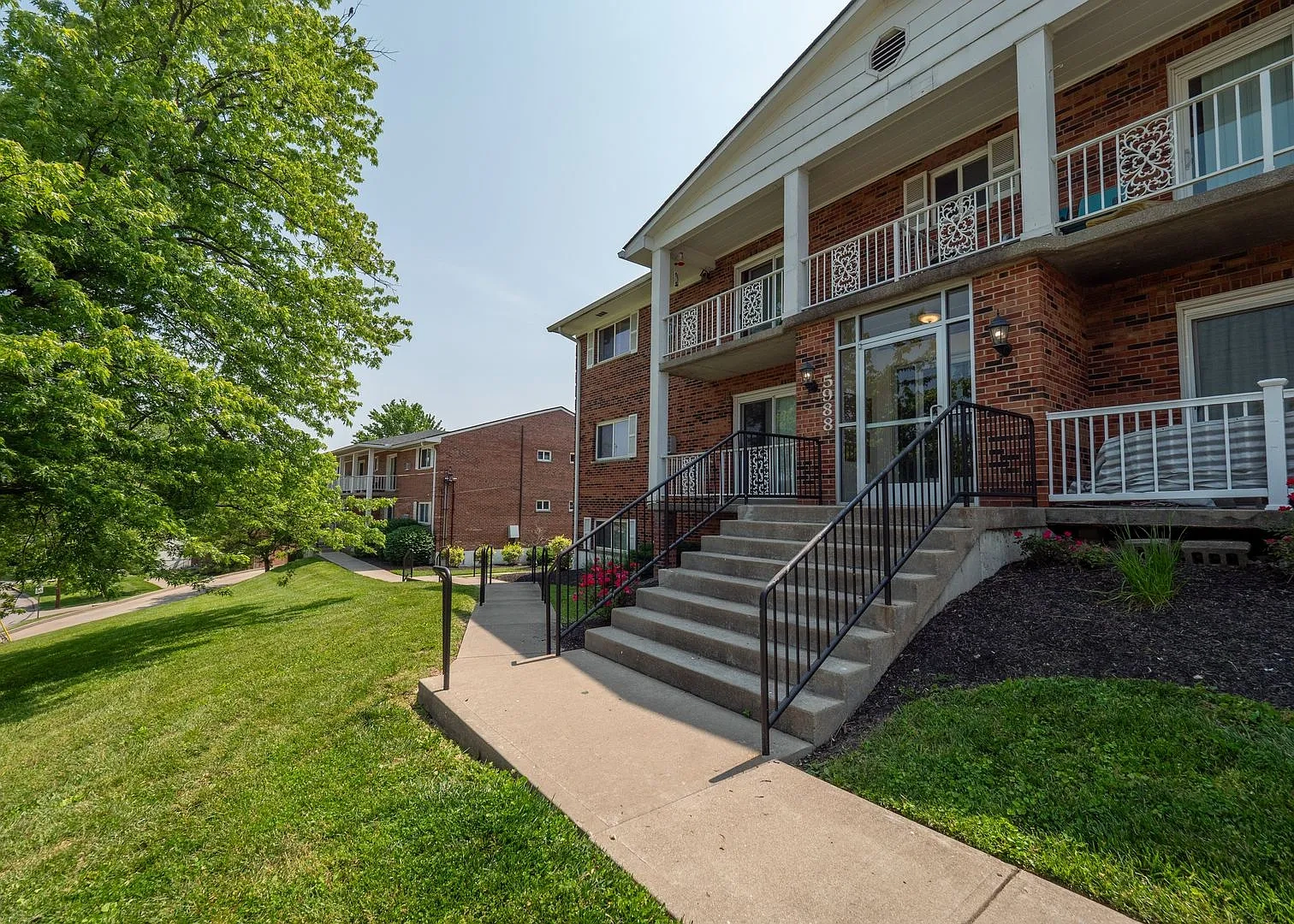 Allen Creek Apartments – Floor plan