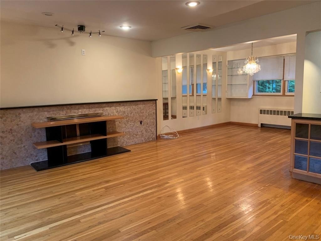 2 Stuart Dr – photo 3
