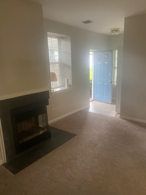 601 Christopher Dr – photo 4