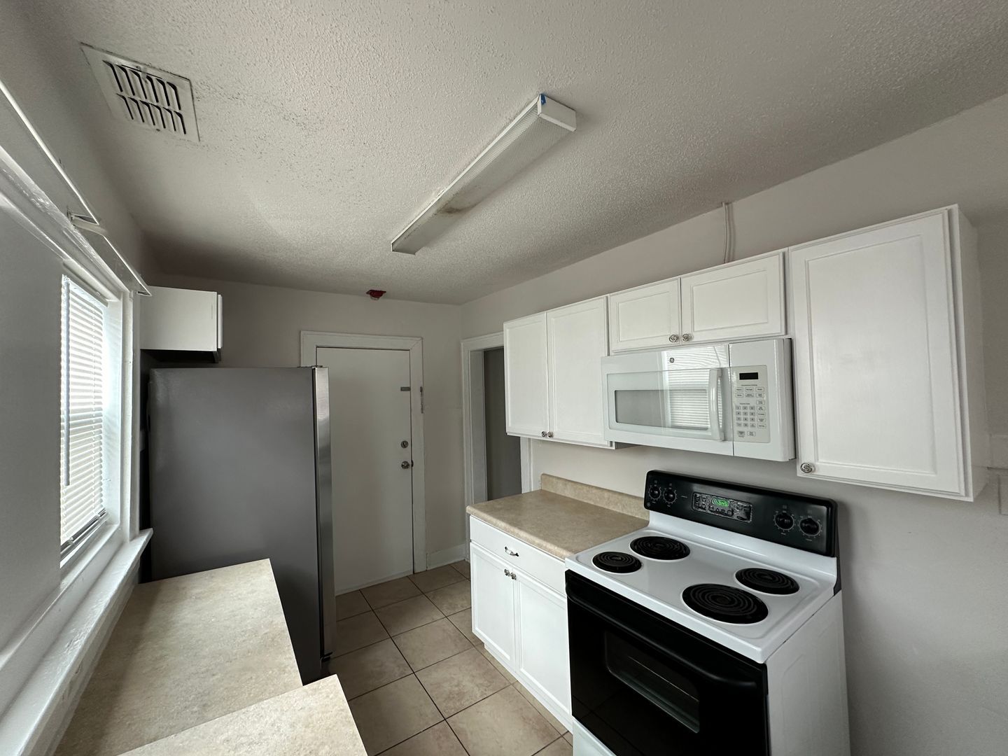 136 Ave C NE – photo 3