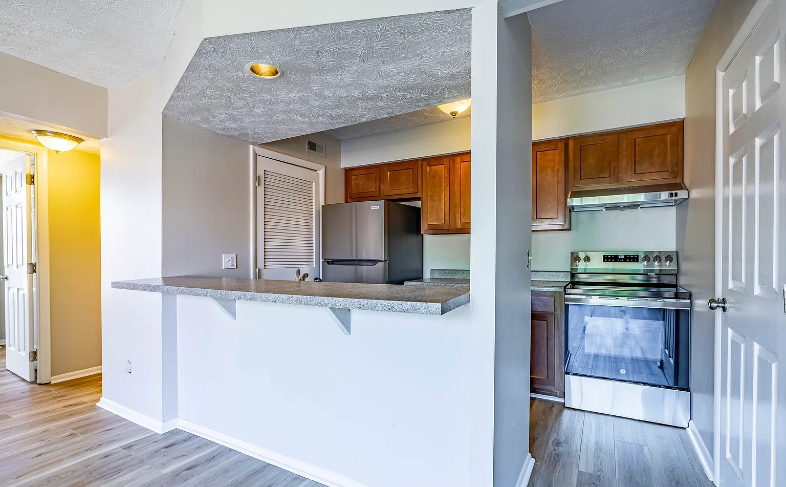 Emberwood Apartments – photo 4