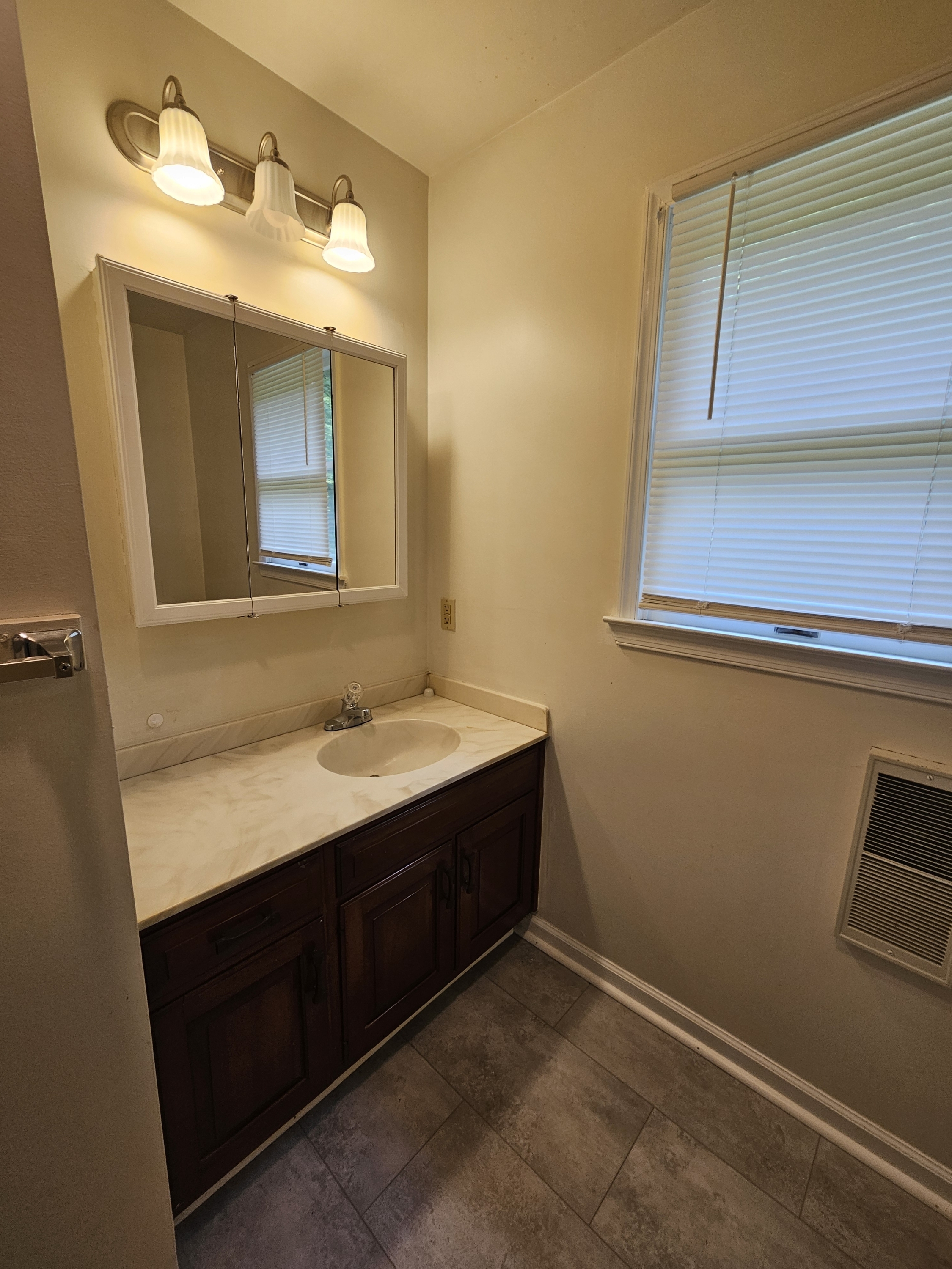 26534 Royal Oak Rd – photo 5