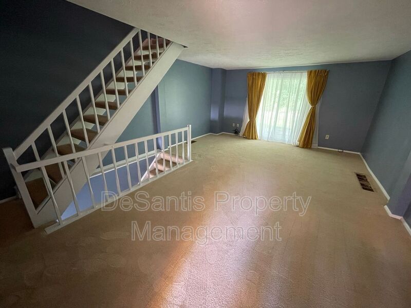 604 Arkwood Dr – photo 5