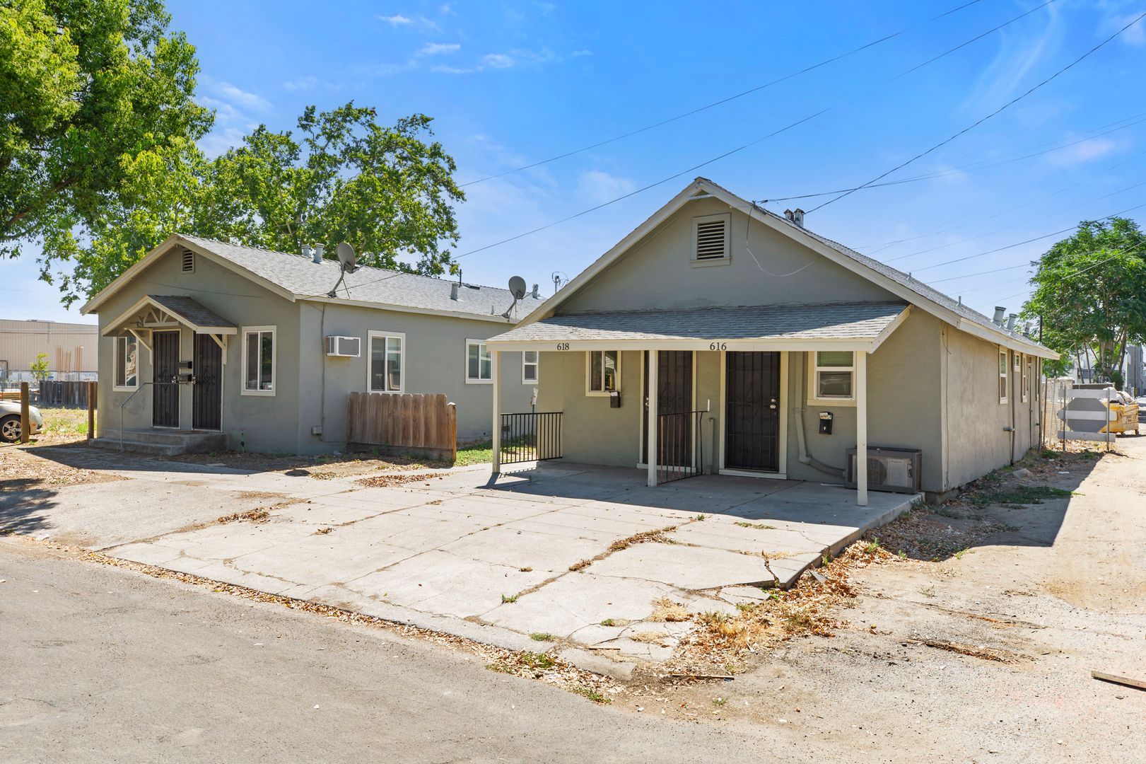 624 J St unit 624 J Street – photo 1