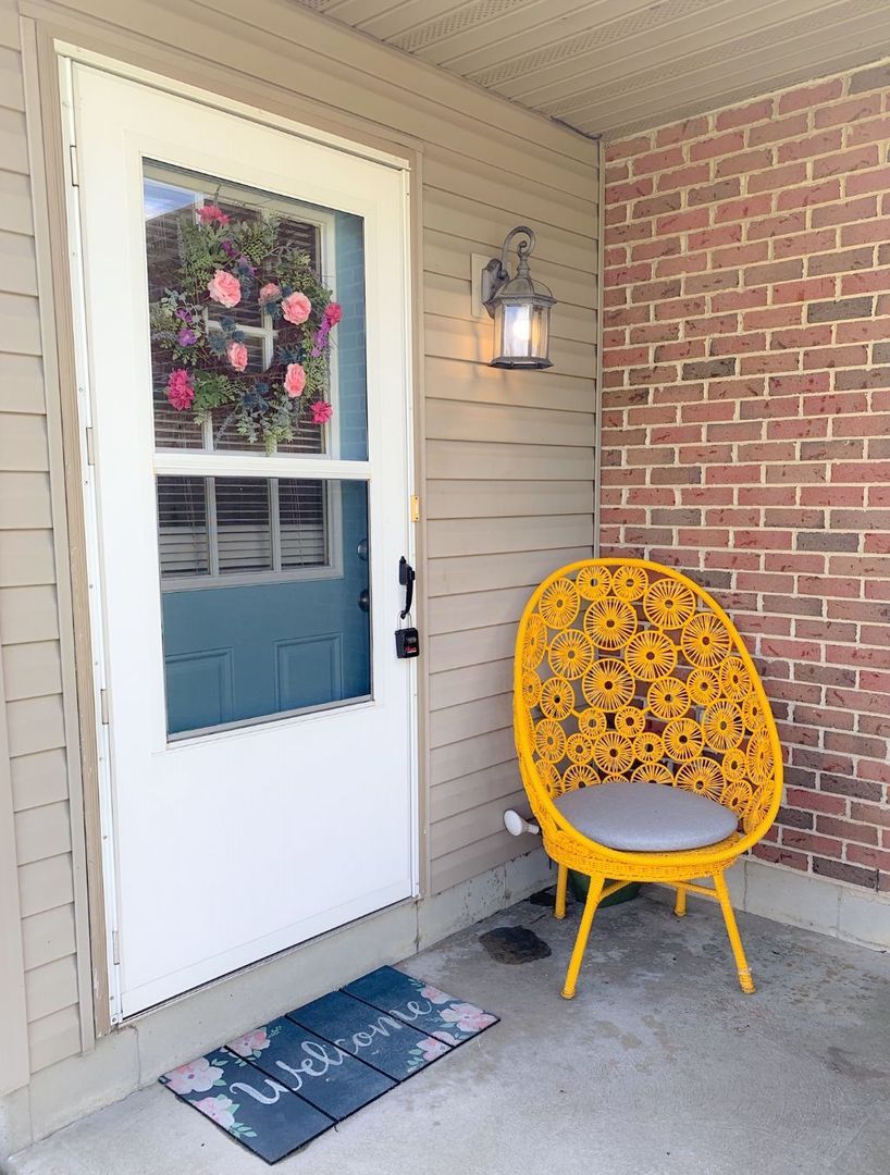142 Overbrook Ct – photo 2