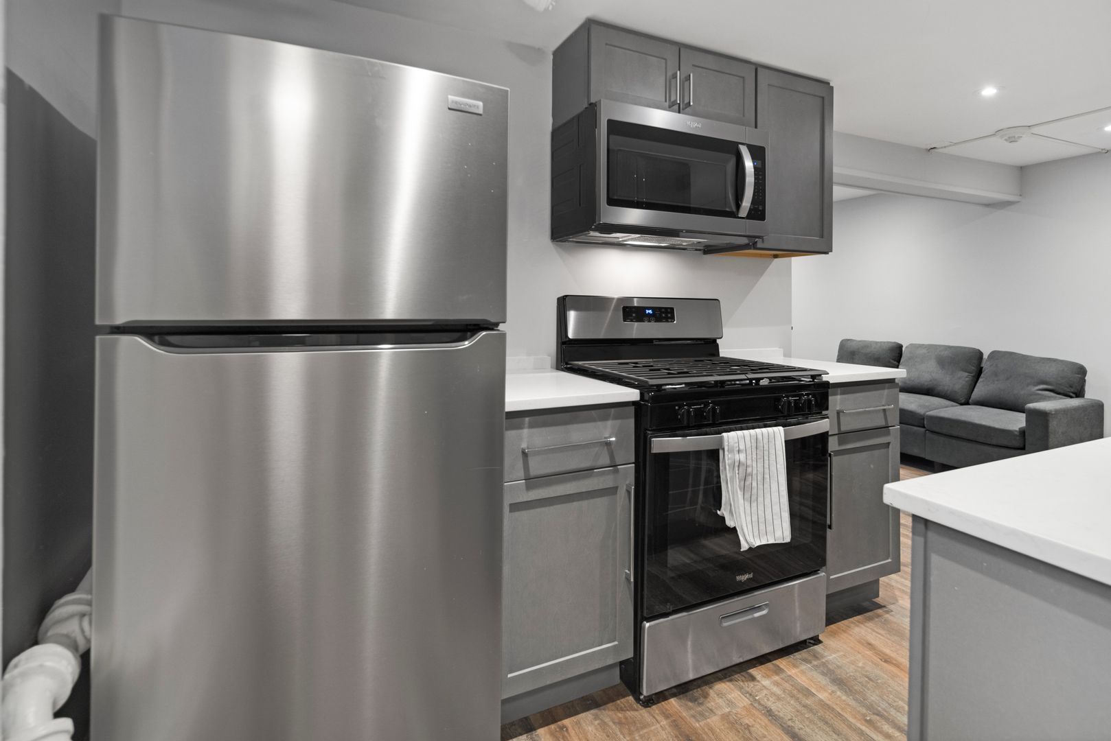 710 Stewart Ave unit Apt 8 – photo 5