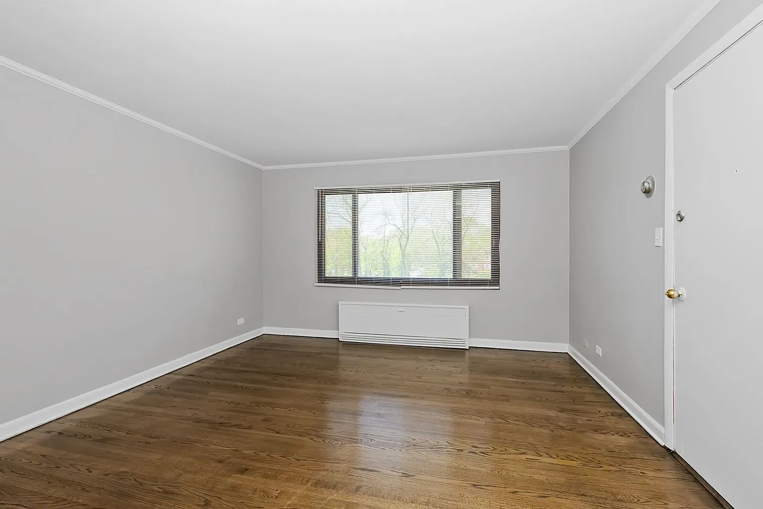 10539-10555 S Hale Ave – Floor plan