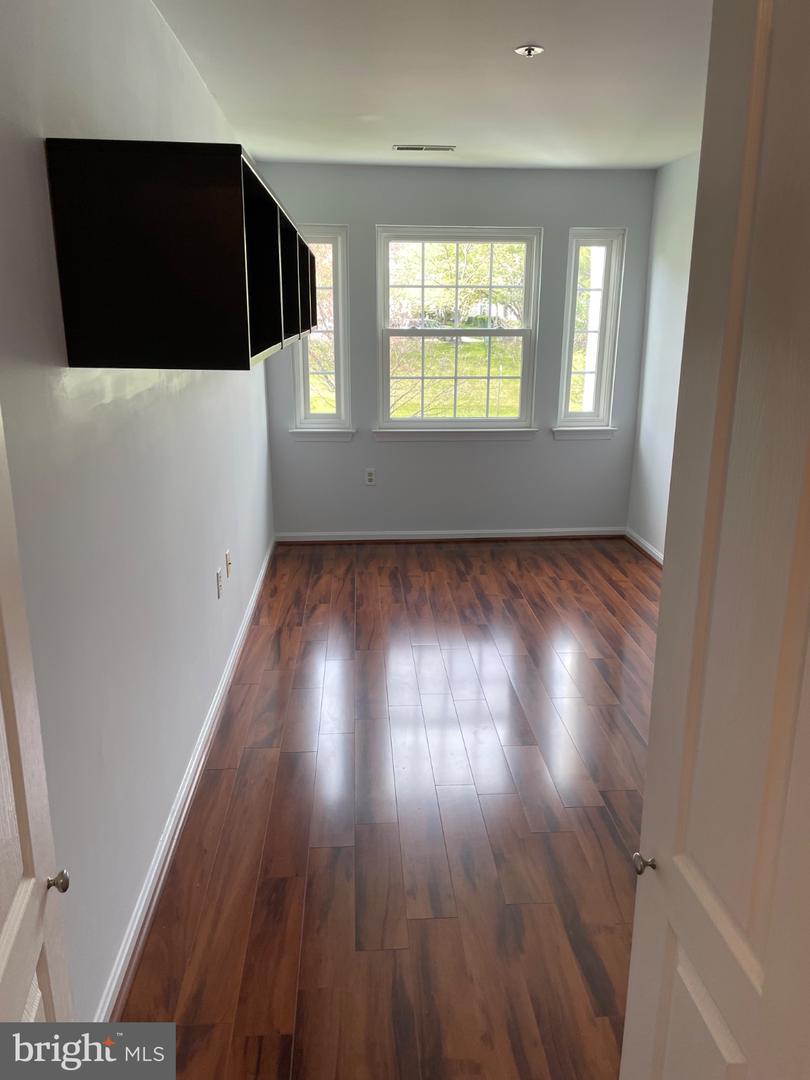 8371 Montgomery Run Rd unit J – photo 3