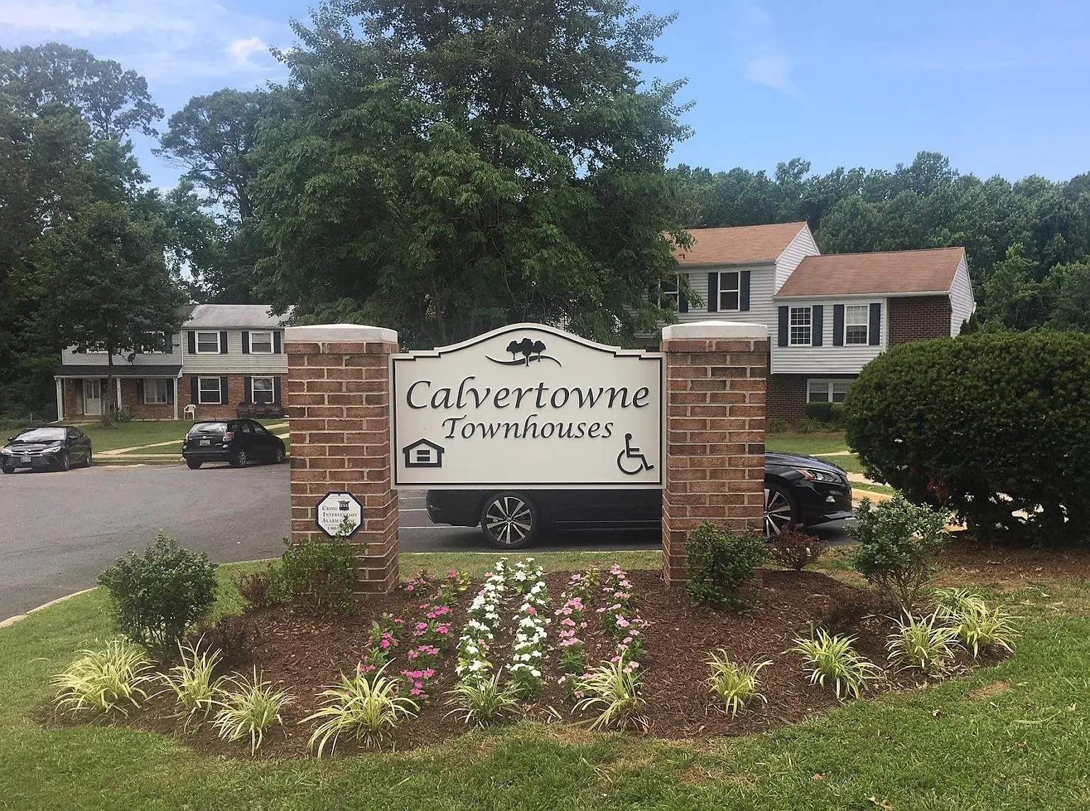 Calvertowne Townhouses – photo 2