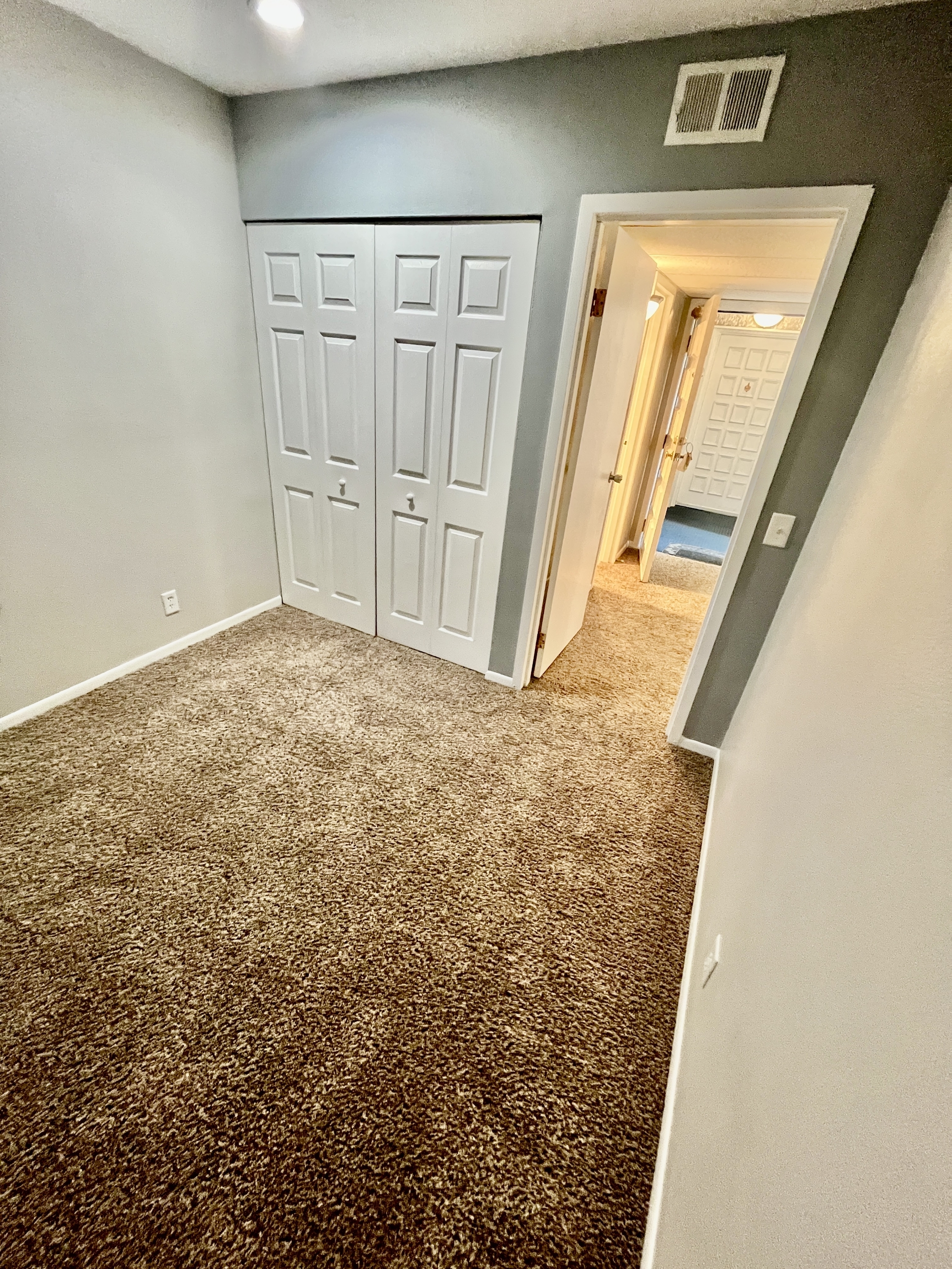 2400 S Detroit Ave unit 11 – photo 4