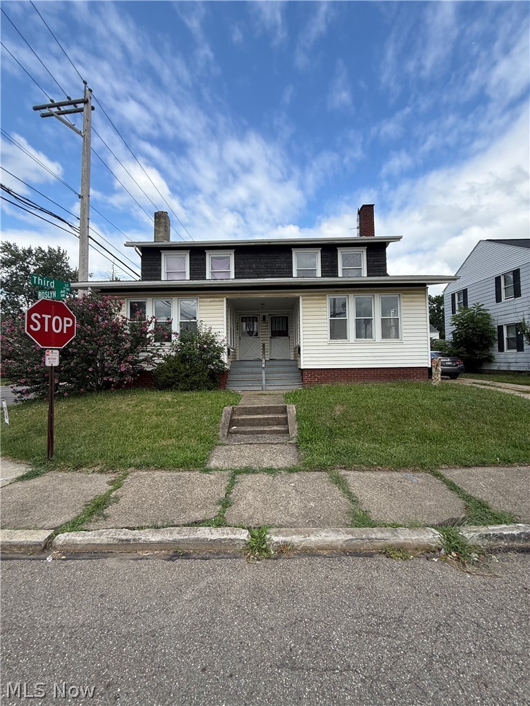 301 Roslyn Ave NW unit 303 – photo 2