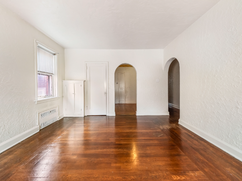 5556 Covode St unit 4 – photo 3