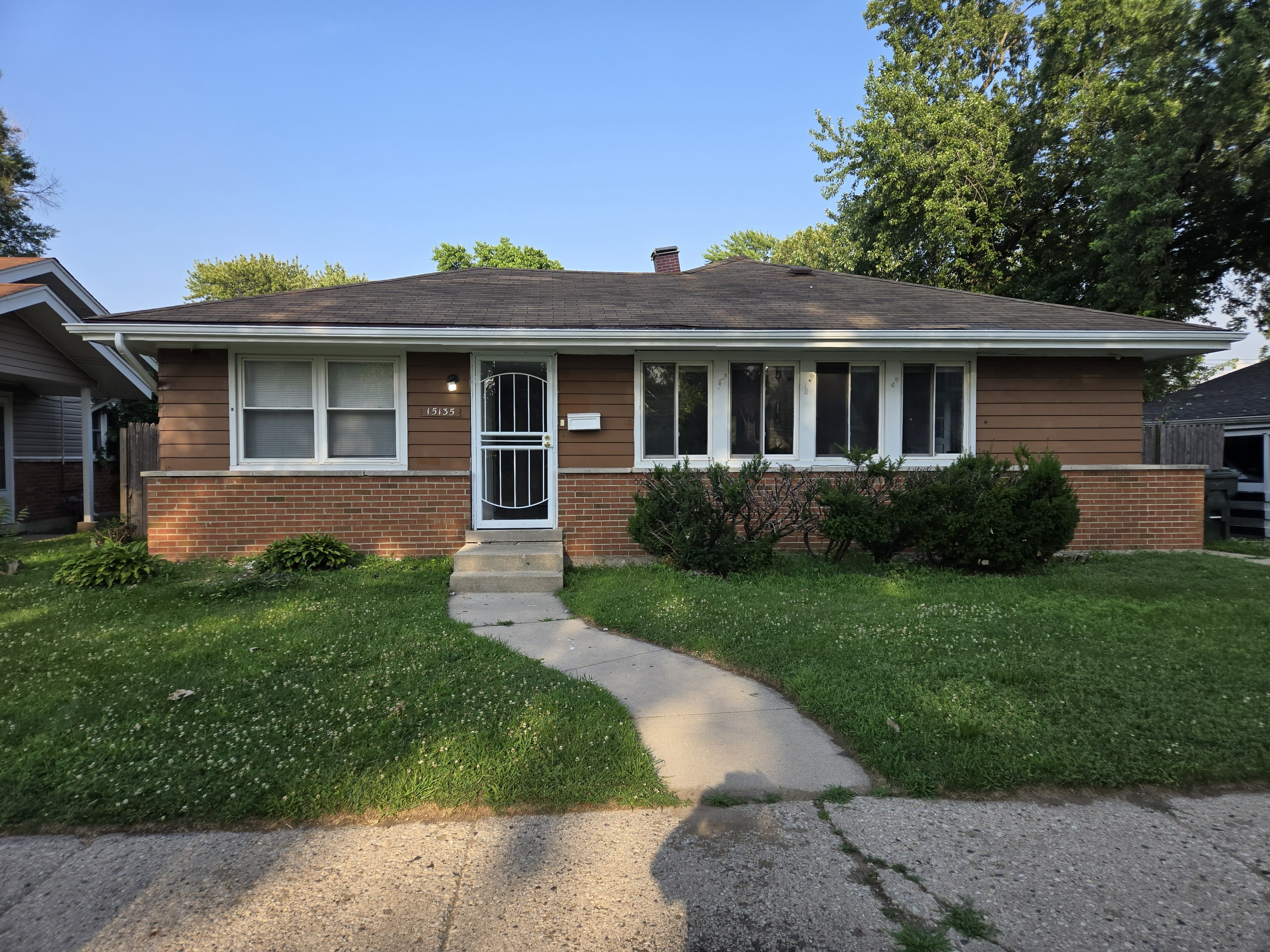 15135 Woodlawn Ave E – photo 1